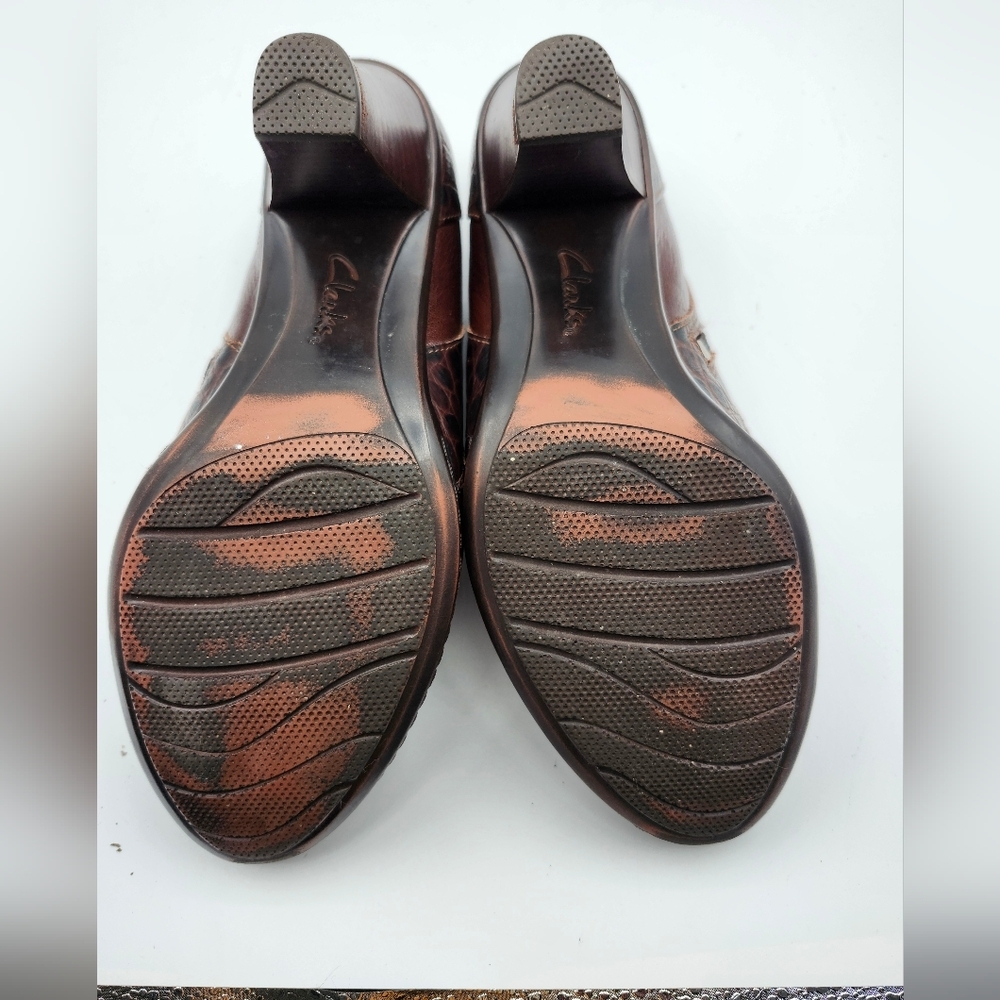 Clark Brown Leather Ankle Boots Bendable Sz 8M - Picture 9 of 10